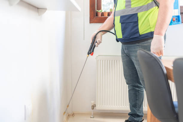 Best Exterminator Services  in Redmond, OR